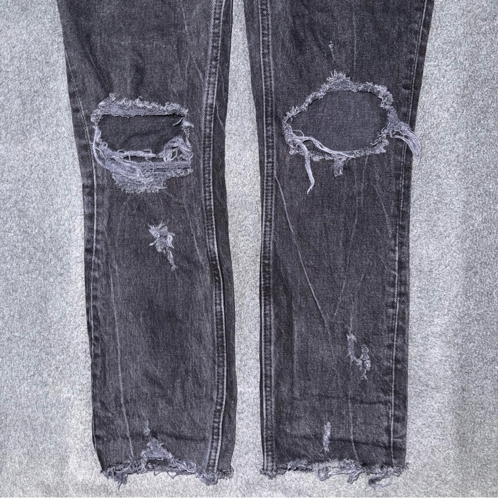 Abercrombie & Fitch Curve Love High Rise Mom Jeans Black Distressed 25 / 0 Fray - Picture 6 of 10